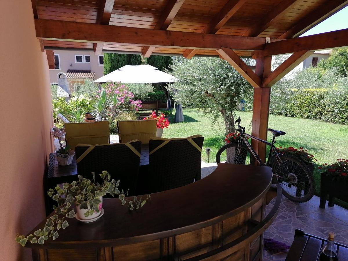 Relax Green House Rovinj Bagian luar foto