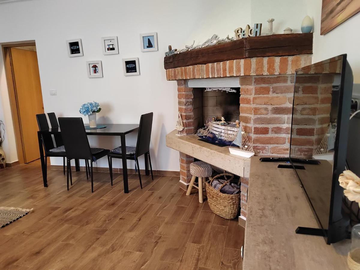 Relax Green House Rovinj Bagian luar foto