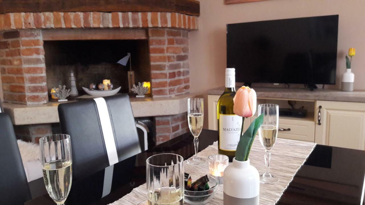 Relax Green House Rovinj Bagian luar foto