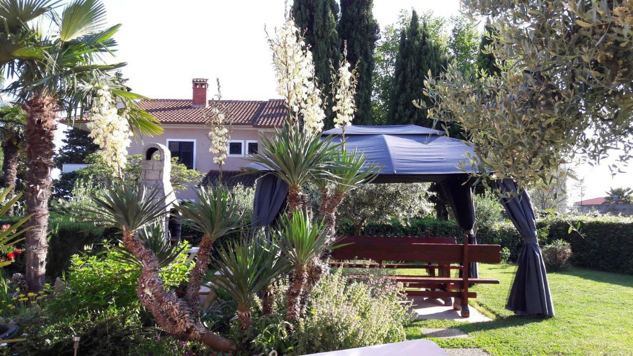 Relax Green House Rovinj Bagian luar foto