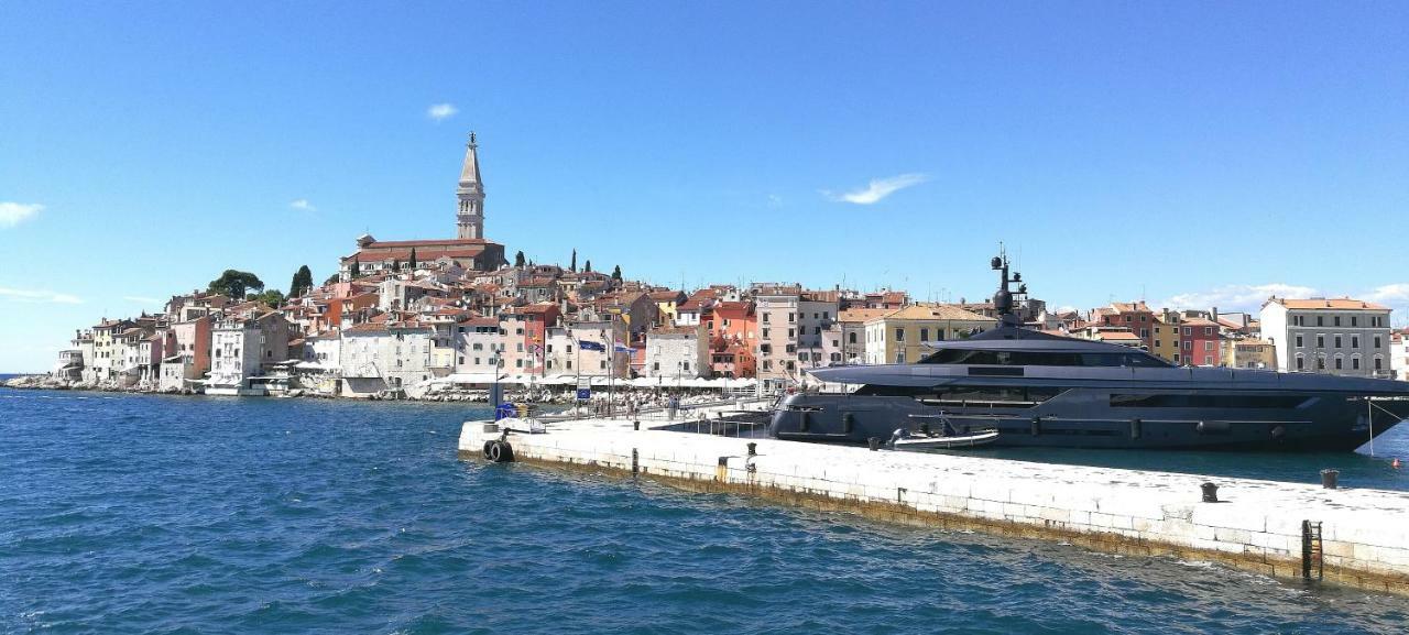 Relax Green House Rovinj Bagian luar foto